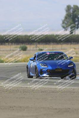 media/Sep-14-2025-Speed Ventures (Sun) [[b2951cd086]]/Green/Session 2 (Grapevine)/